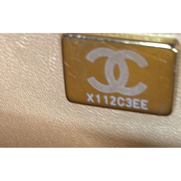 Chanel Resin CC Flap Bag Quilted Calfskin Mini Purple - Picture 8 of 8